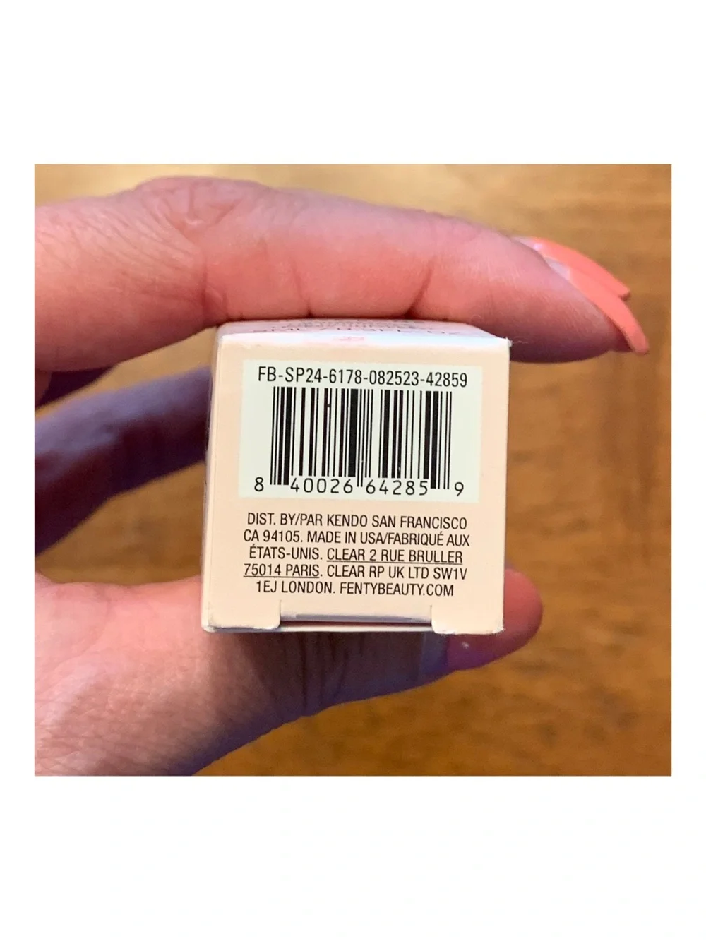 FENTY BEAUTY Gloss Bomb Universal Lip Luminizer in Hot Chocolit - 0.3 oz NIB